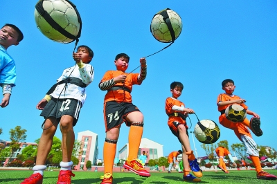2025 LPL 第一阶段主题开启：战争继续，英雄出现！
